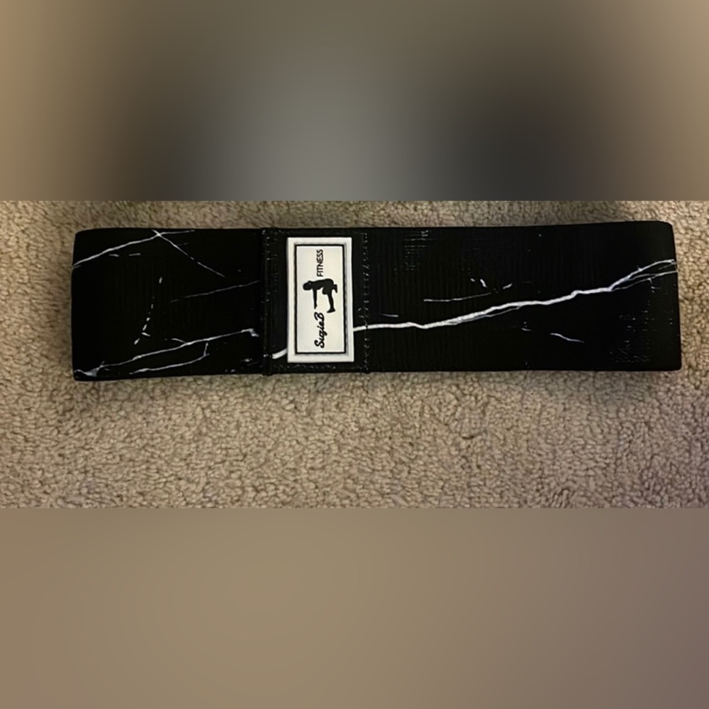 Suzie b fitness glute band- black band only